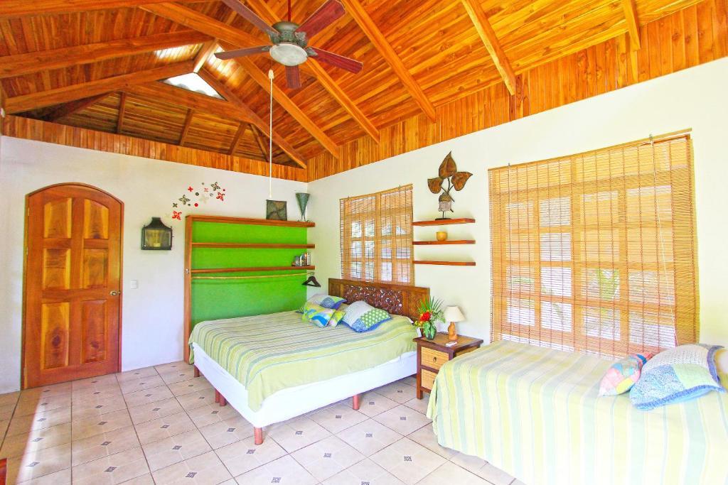 Hotel Blue Surf Sanctuary Playa Santa Teresa  Zimmer foto